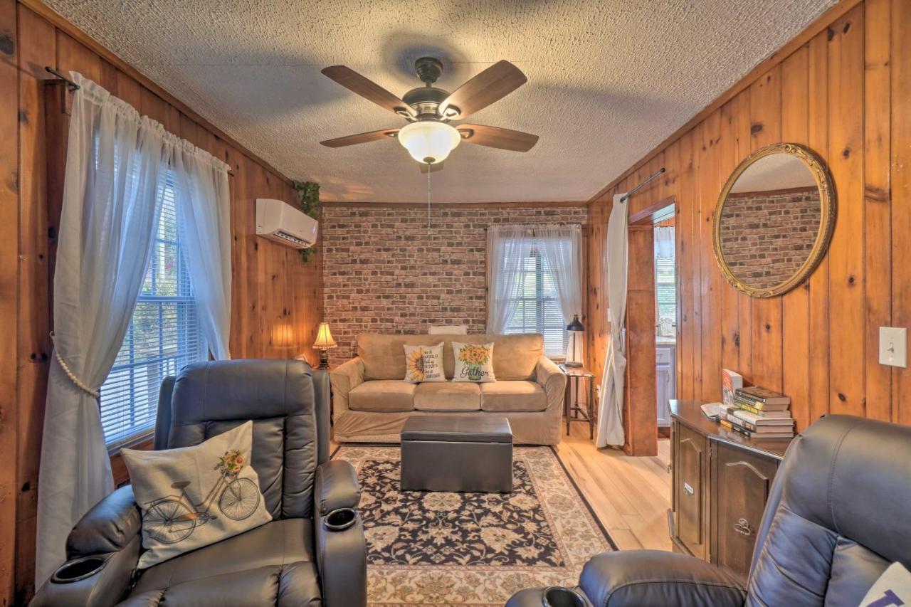 Cozy Knoxville Getaway About 8 Mi To Downtown! Exterior photo