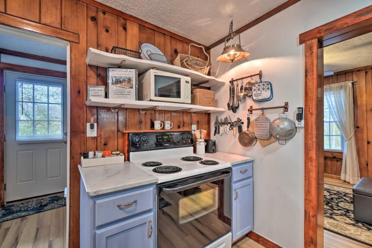 Cozy Knoxville Getaway About 8 Mi To Downtown! Exterior photo