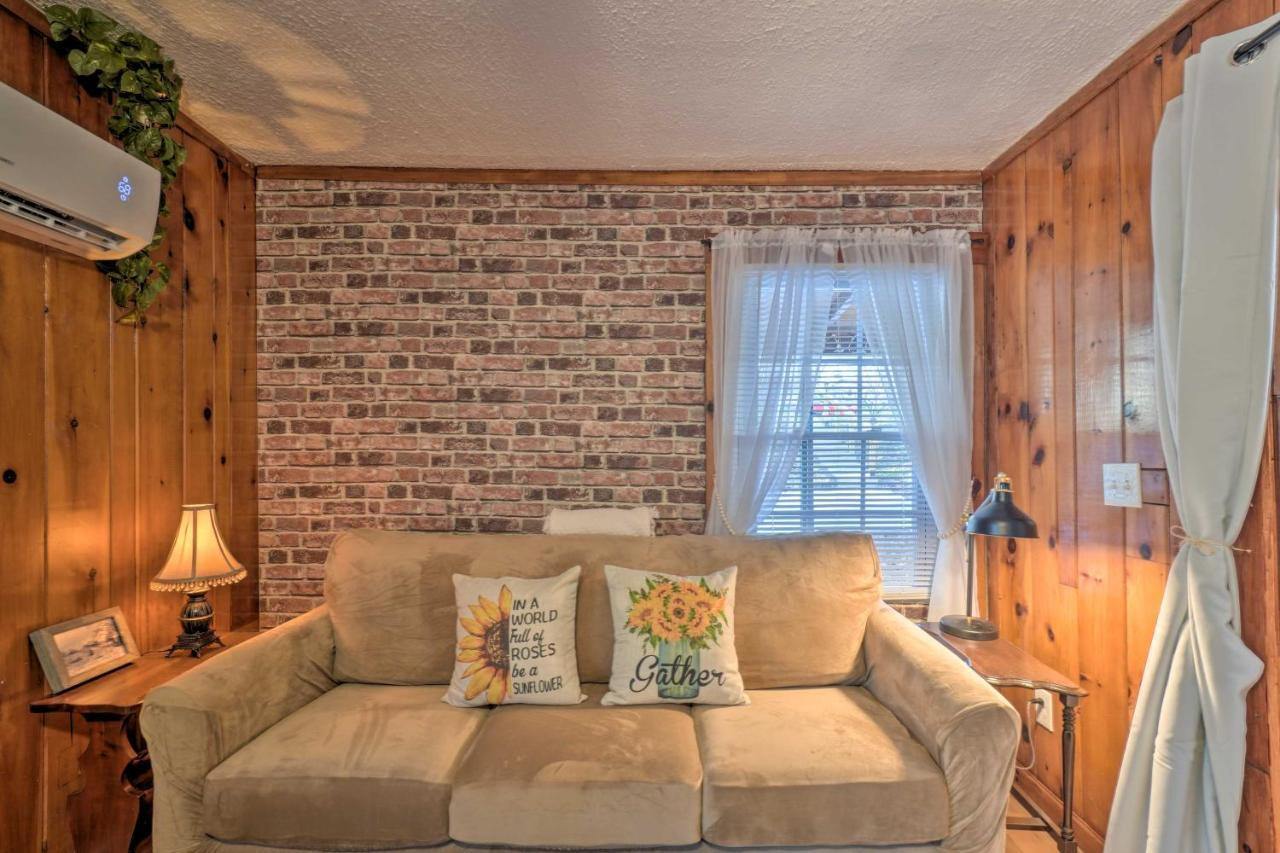Cozy Knoxville Getaway About 8 Mi To Downtown! Exterior photo