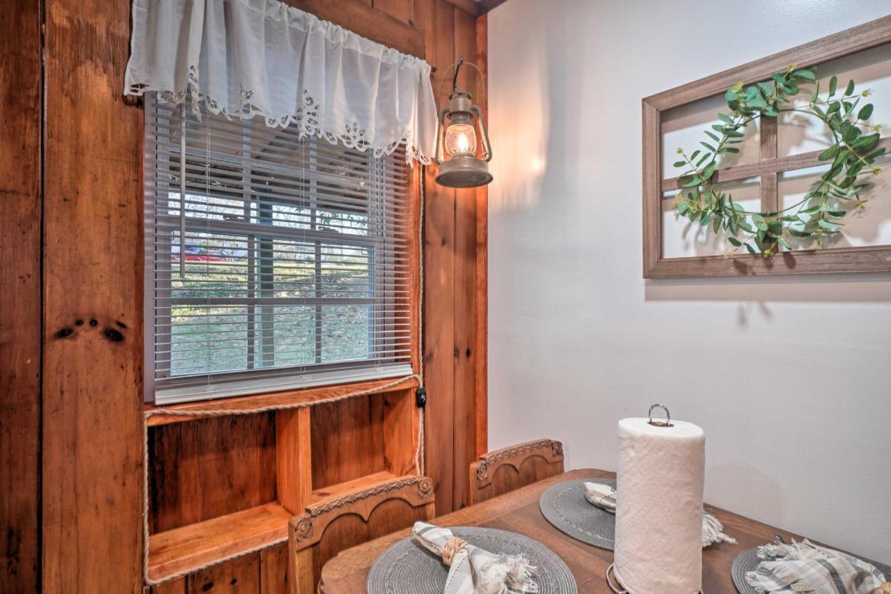 Cozy Knoxville Getaway About 8 Mi To Downtown! Exterior photo
