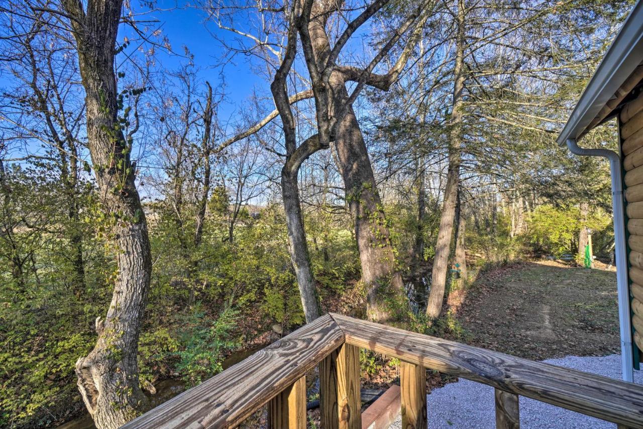 Cozy Knoxville Getaway About 8 Mi To Downtown! Exterior photo